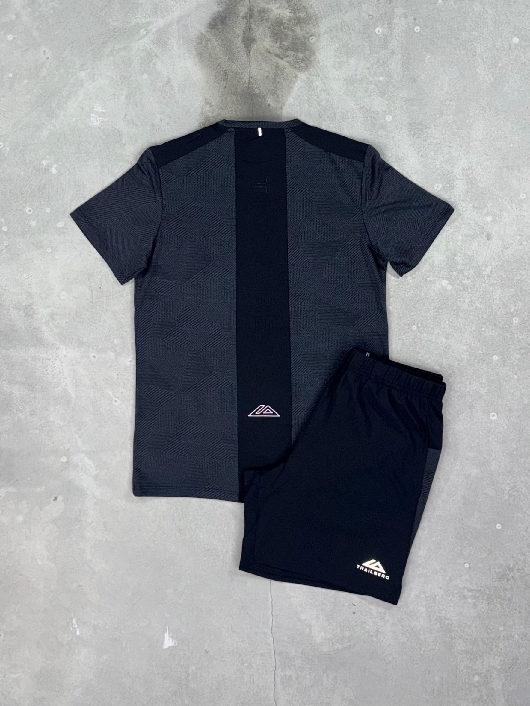 Trailberg - Dimension Set - Black