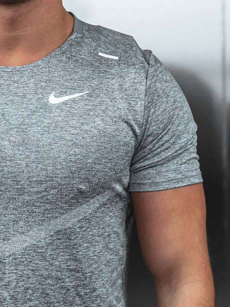 Nike - Rise 365 T Shirt - Grey