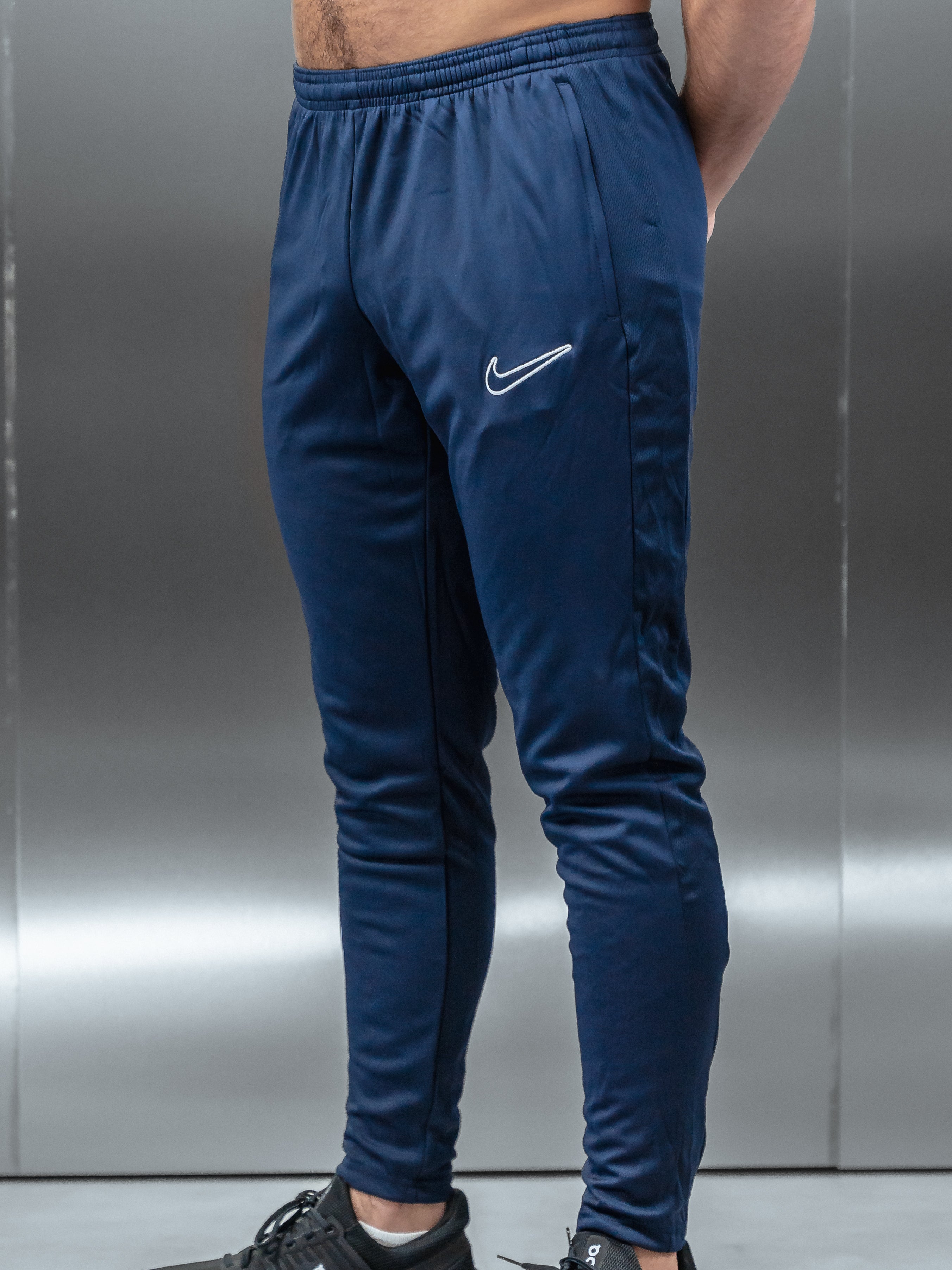 Nike - Academy Pants - Obsidian
