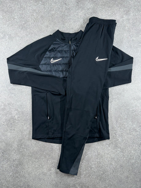 Nike - Therma Winter Tracksuit - Black/reflective