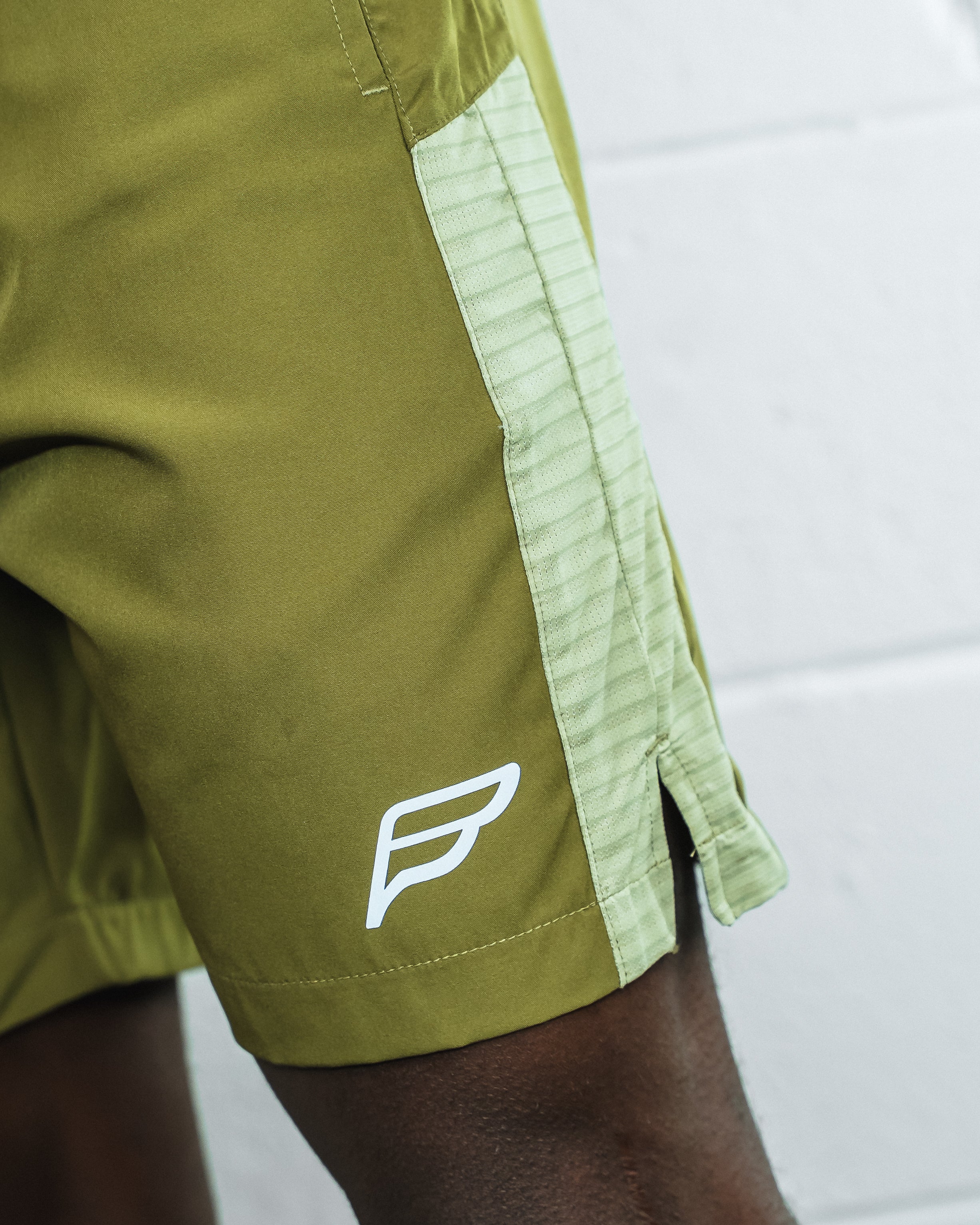 Frequency - Momentum Set - Olive