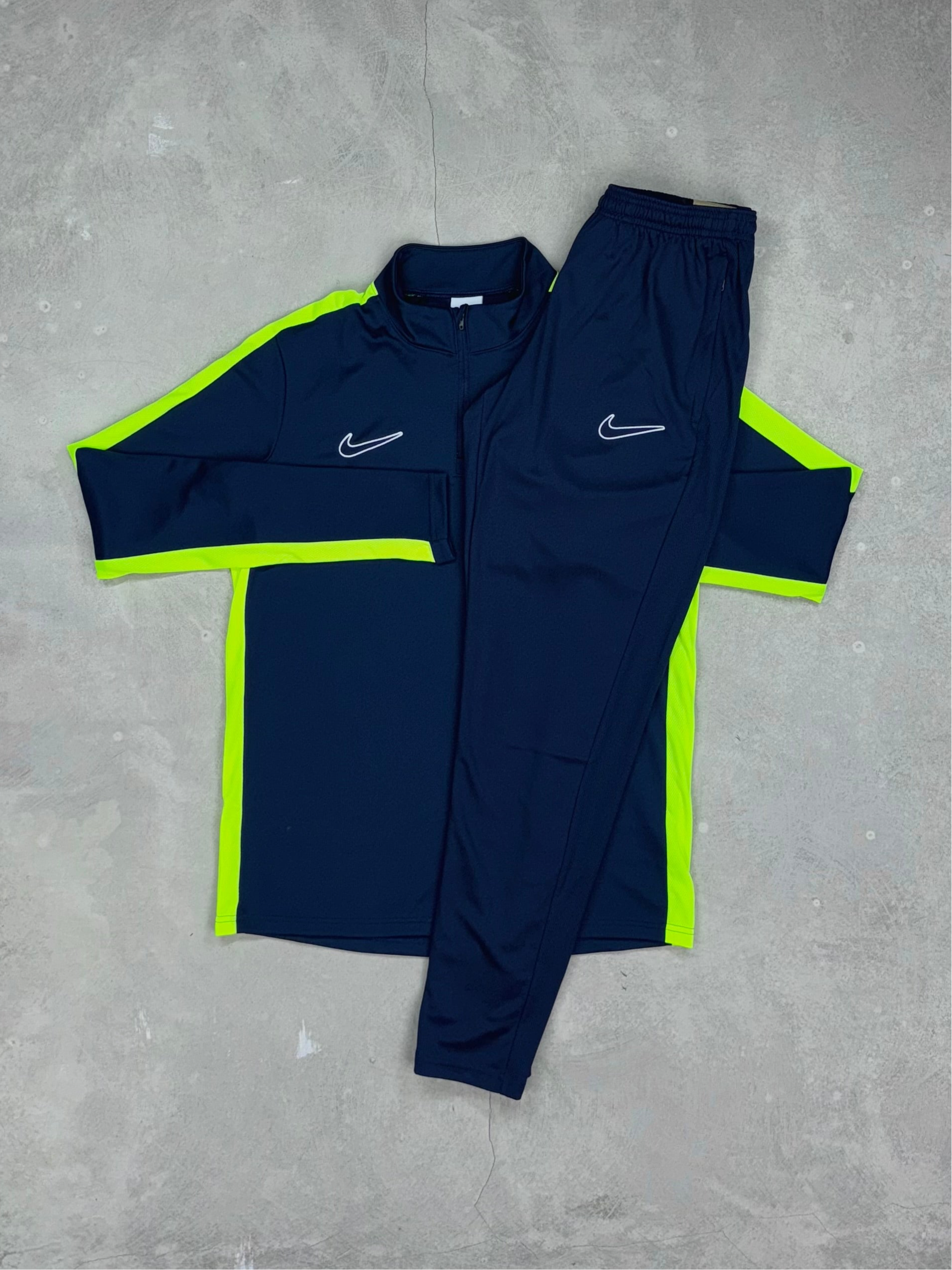 Nike - Junior Academy Tracksuit - Navy/Volt