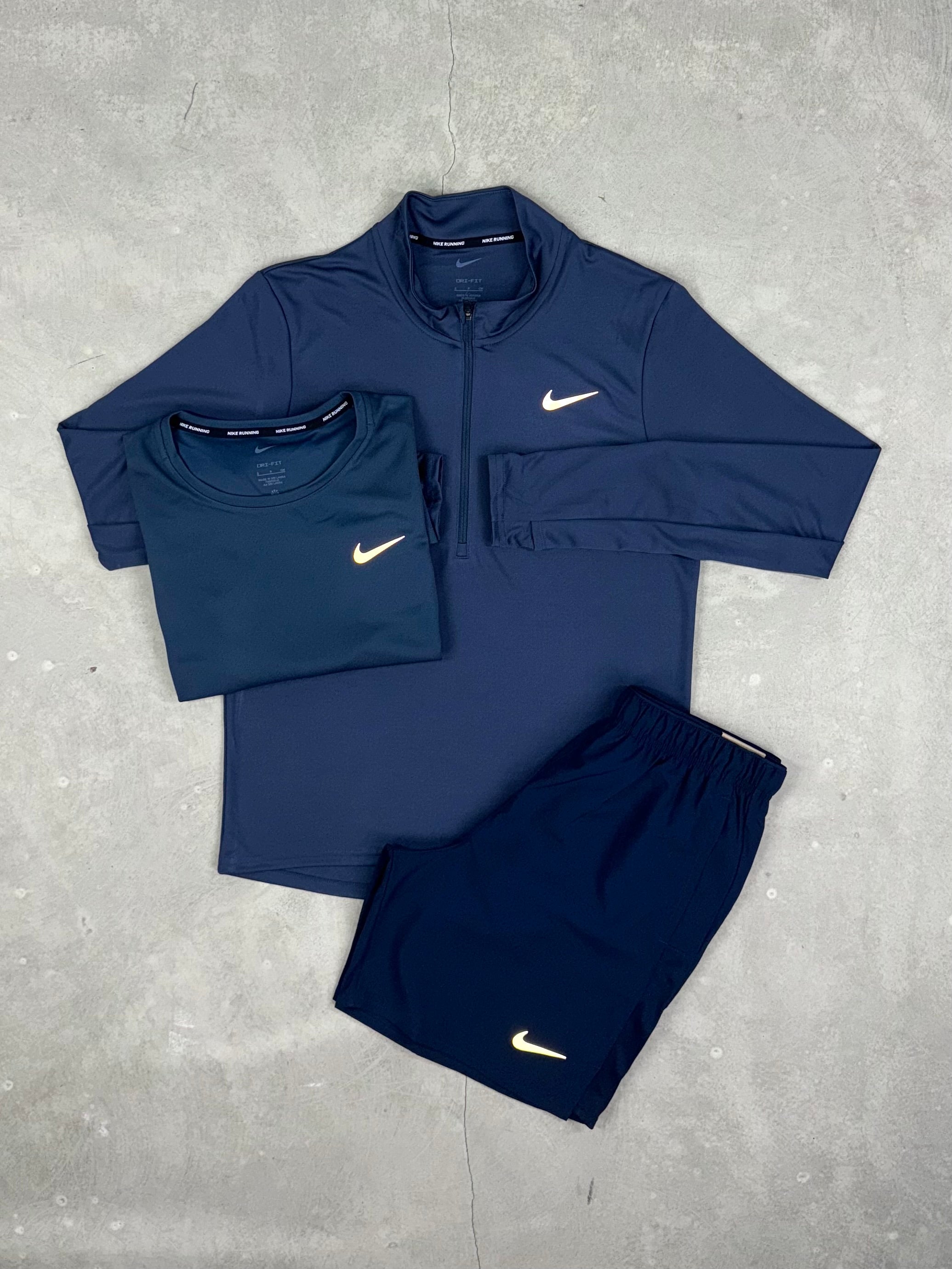 Nike - Essential Three Piece - Navy