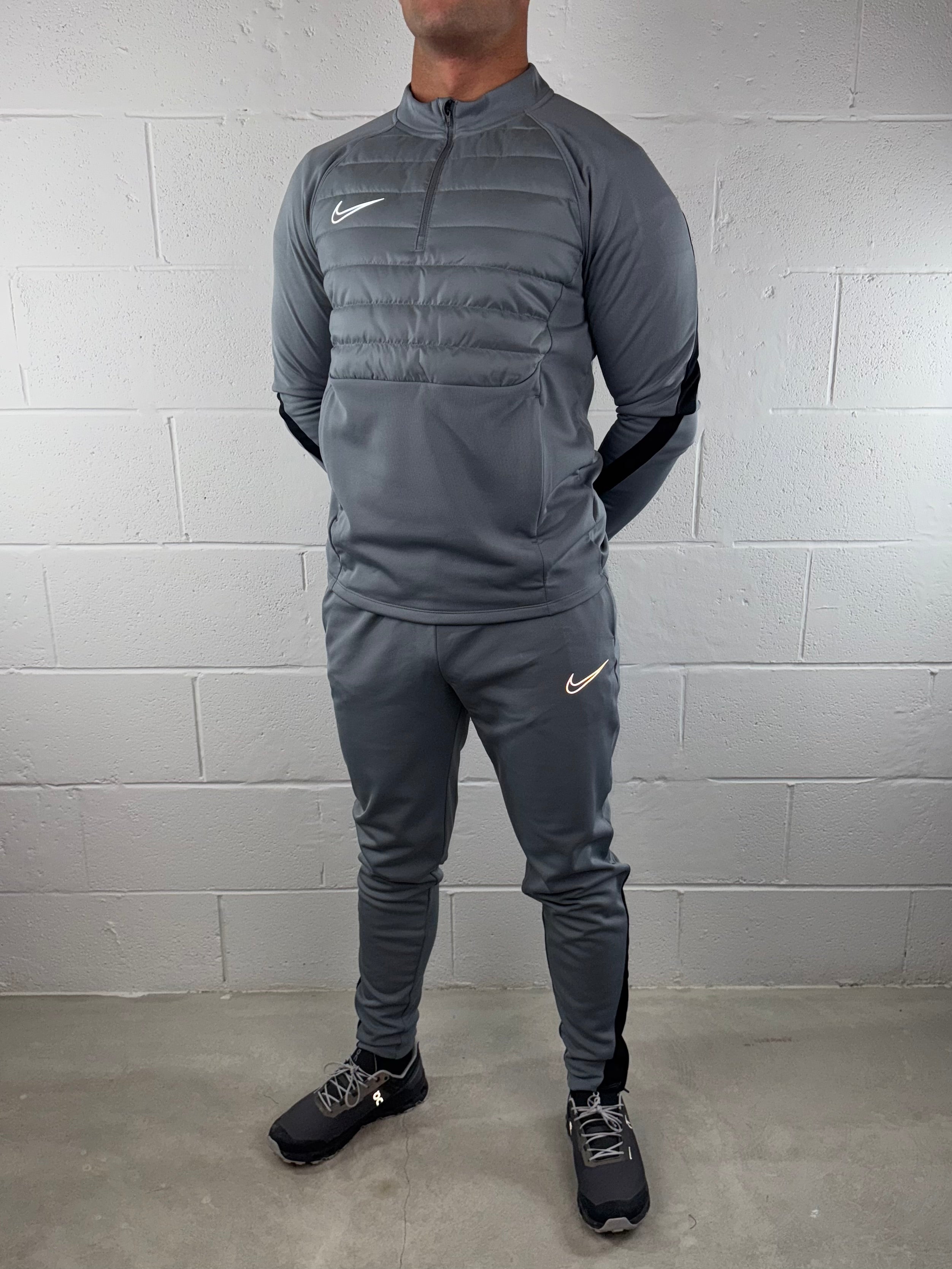 Nike - Therma Tracksuit - Grey/Reflective