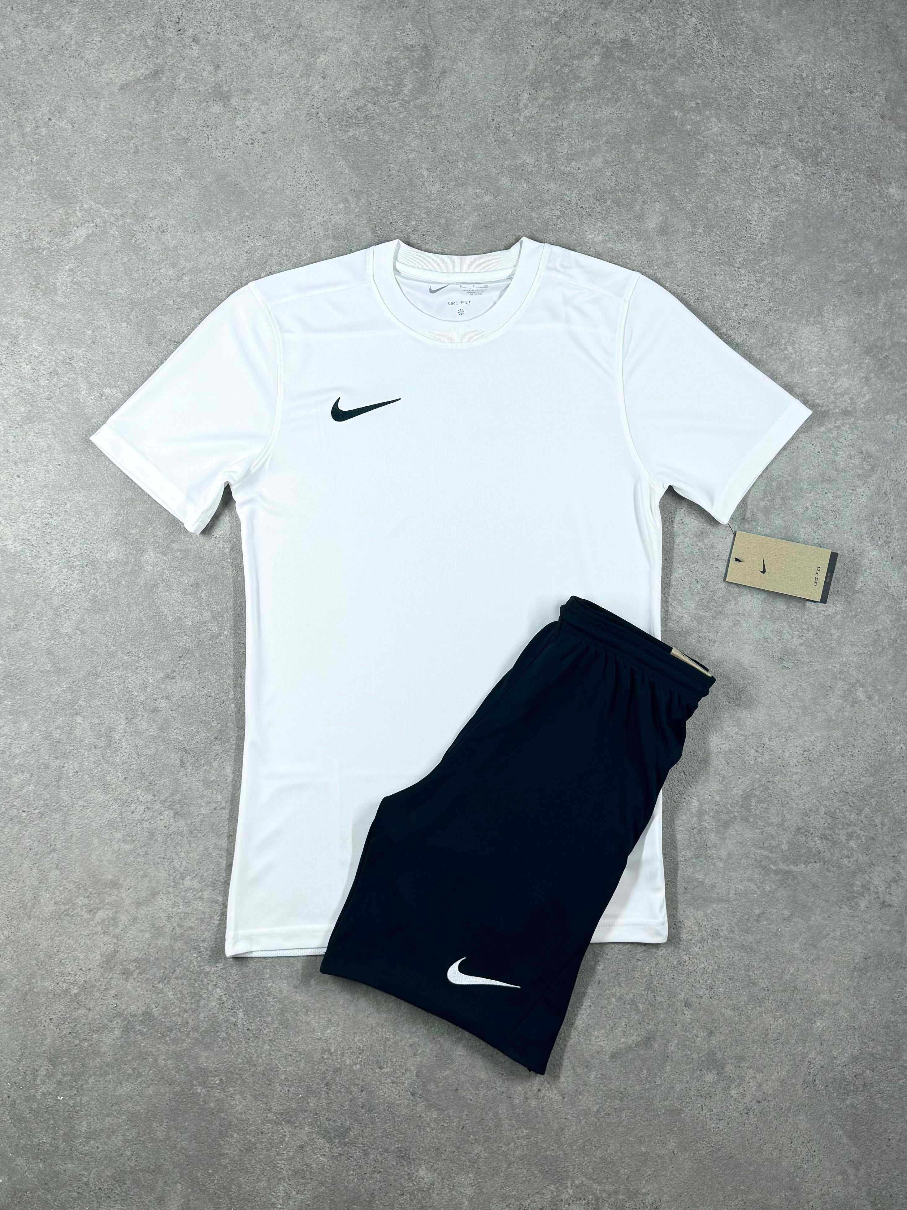 Nike - Dri Fit Set - White/Black