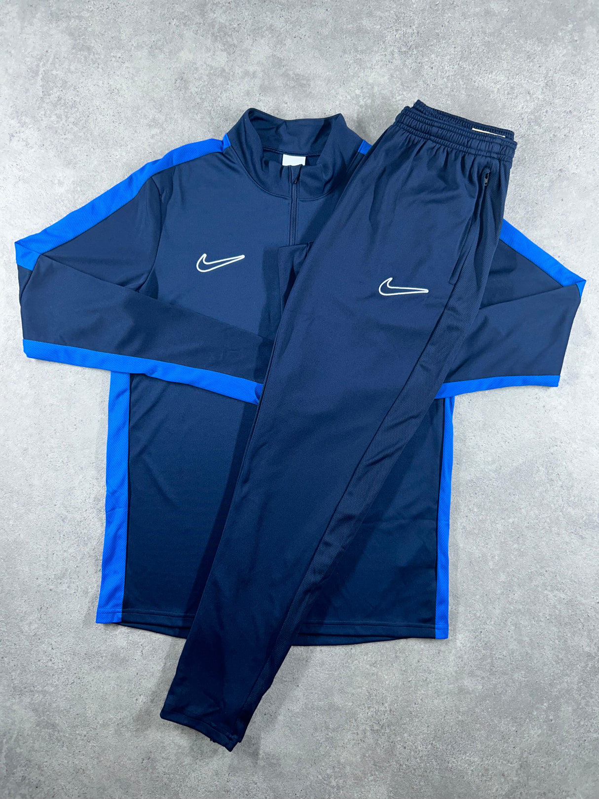Nike - Gym ‘23 Tracksuit - Obsidian/Royal Blue