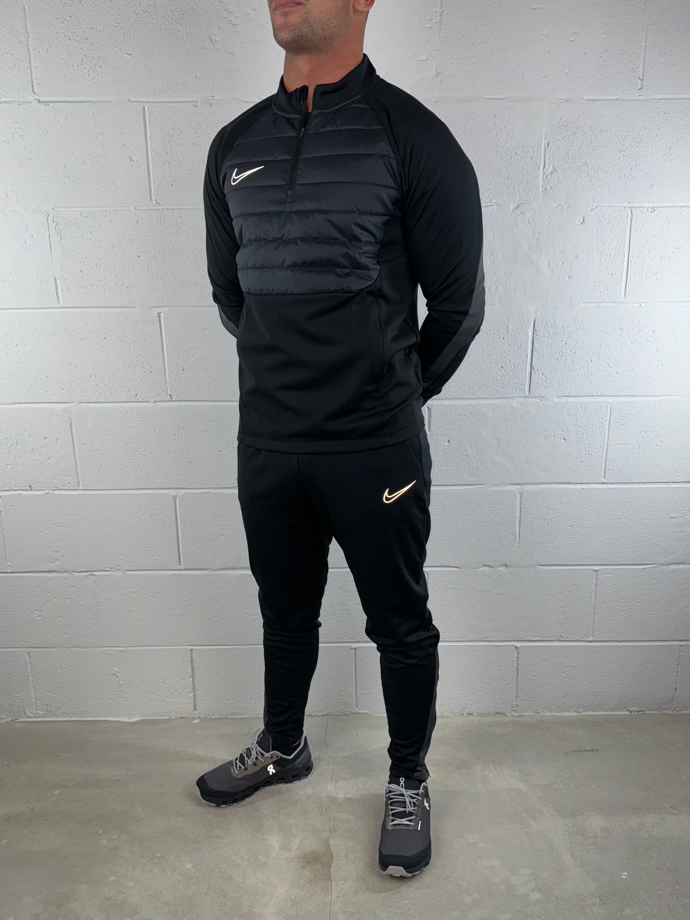 Nike - Therma Tracksuit - Black/Reflective