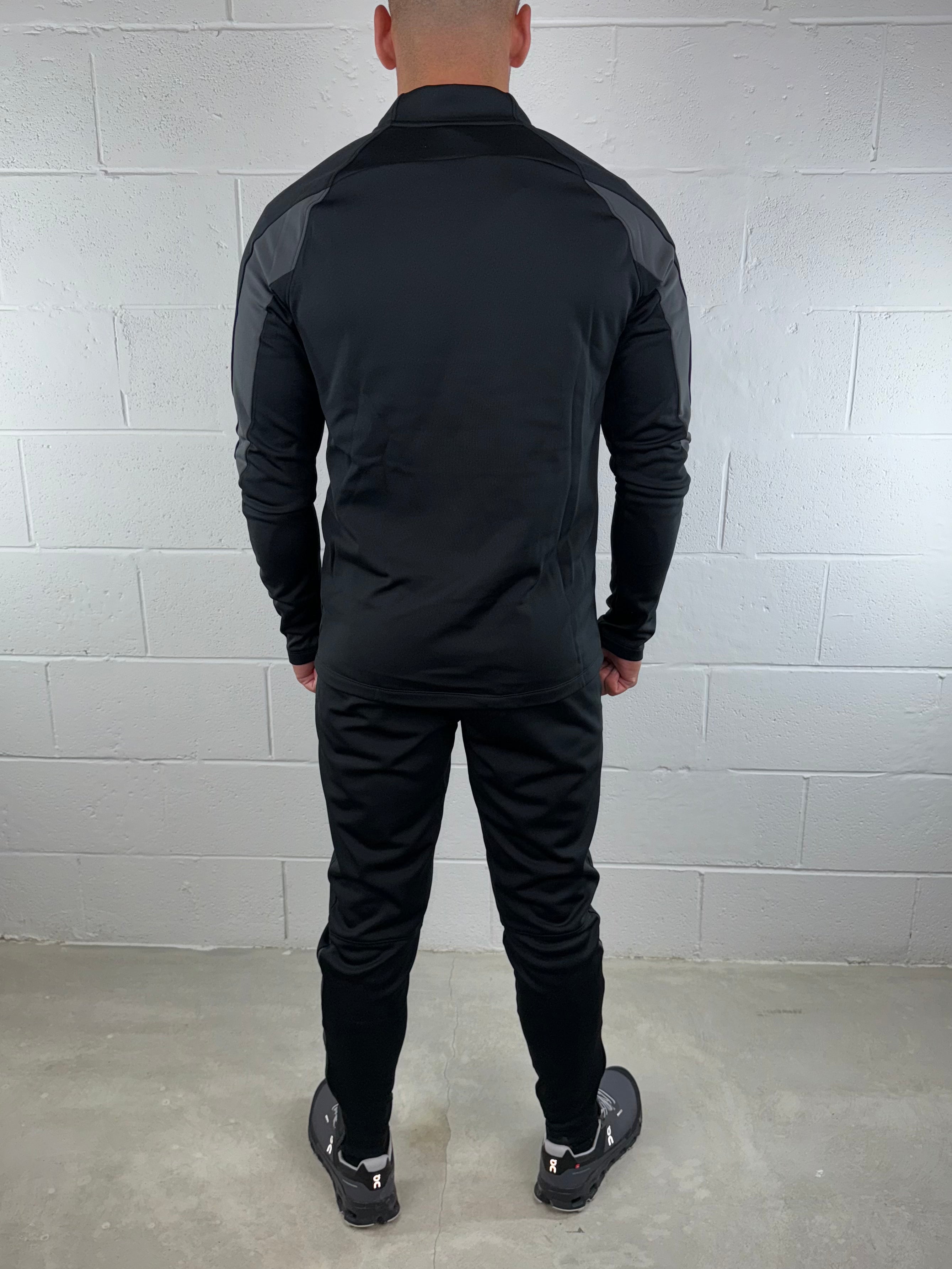 Nike - Therma Tracksuit - Black/Reflective